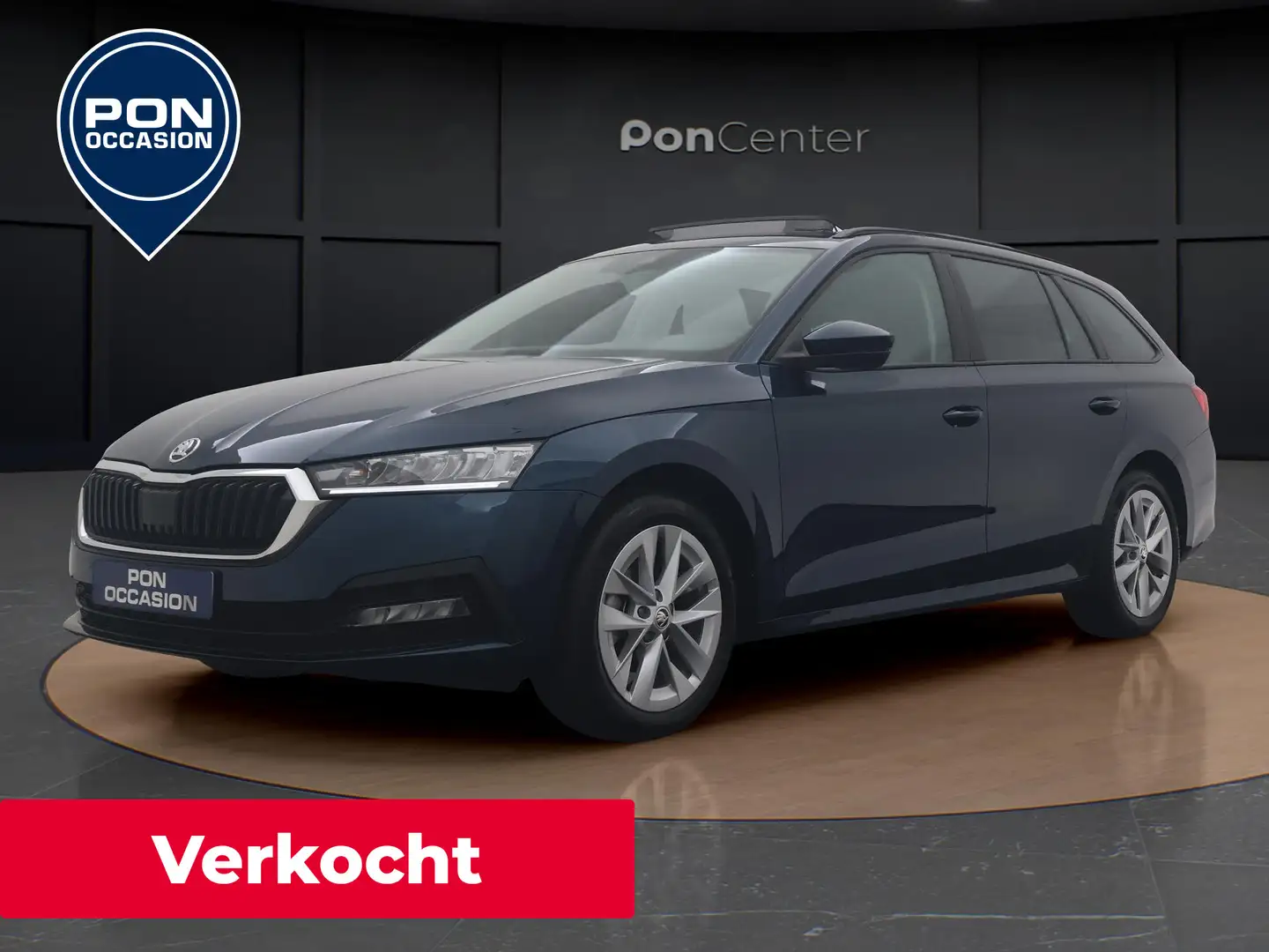 Skoda Octavia Combi 1.5 e-TSI Business Edition Plus | Pano dak | Blauw - 1