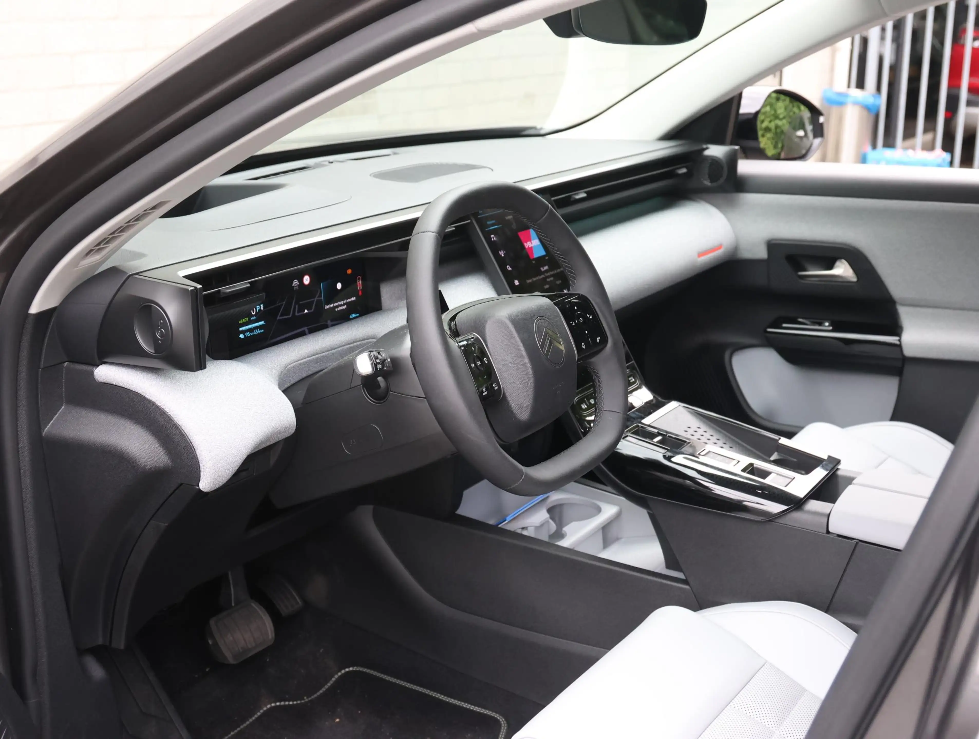 Citroen C5 Aircross Max Comfort Range 74 kWh | Accutest 98% | Panorami — photo 11