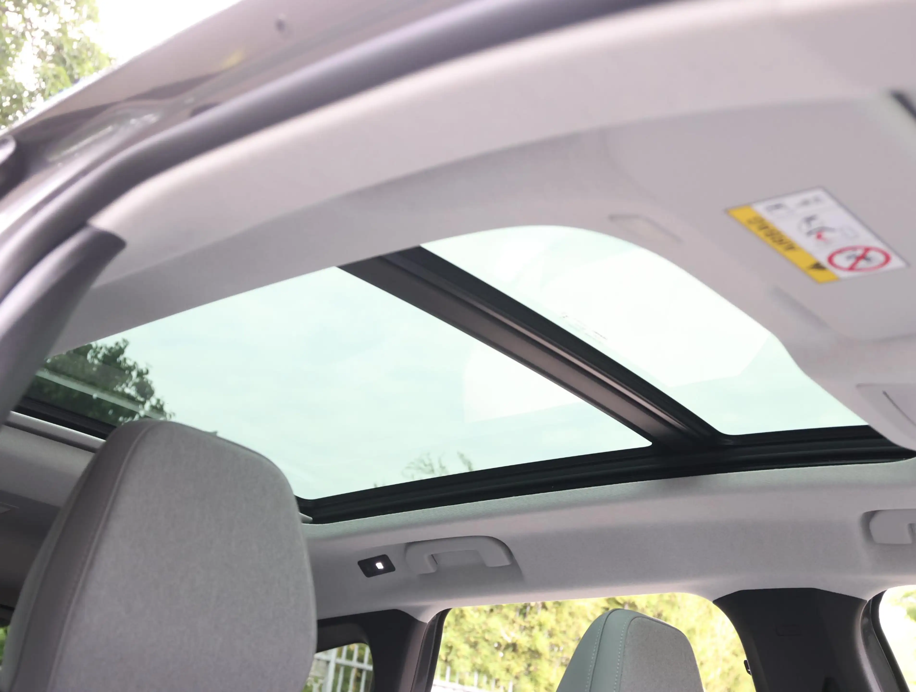 Citroen C5 Aircross Max Comfort Range 74 kWh | Accutest 98% | Panorami — photo 10