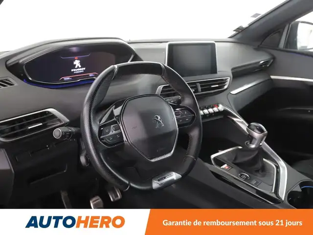 Peugeot 3008 view 11