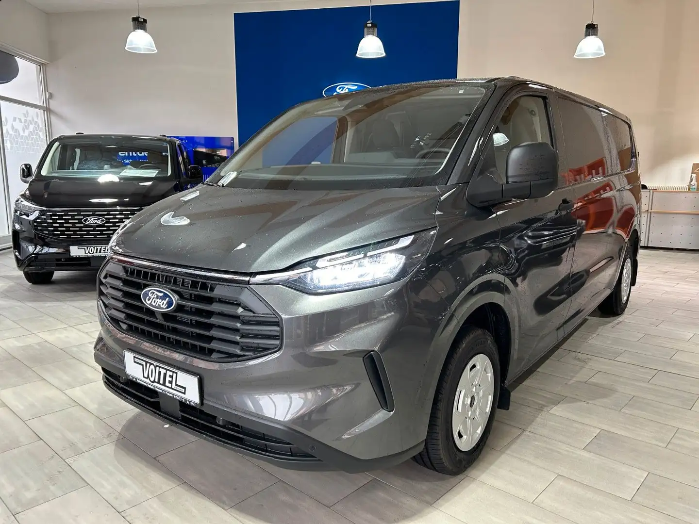 Ford Transit Custom 2,0l Ecoblue L2H1 Automatik 5JGar Gris - 1