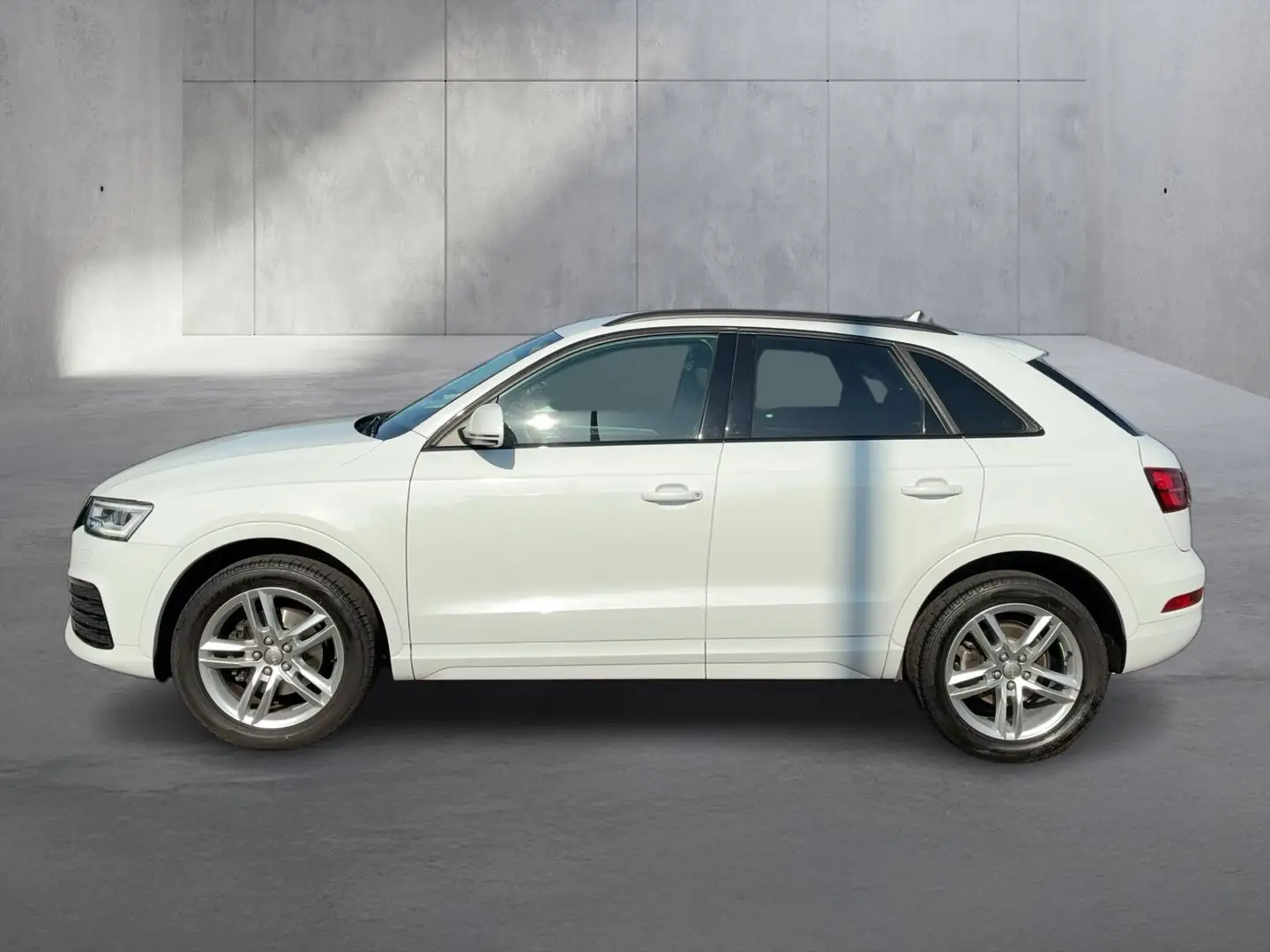 Audi Q3 2.0 TFSI quattro sport Weiß - 2