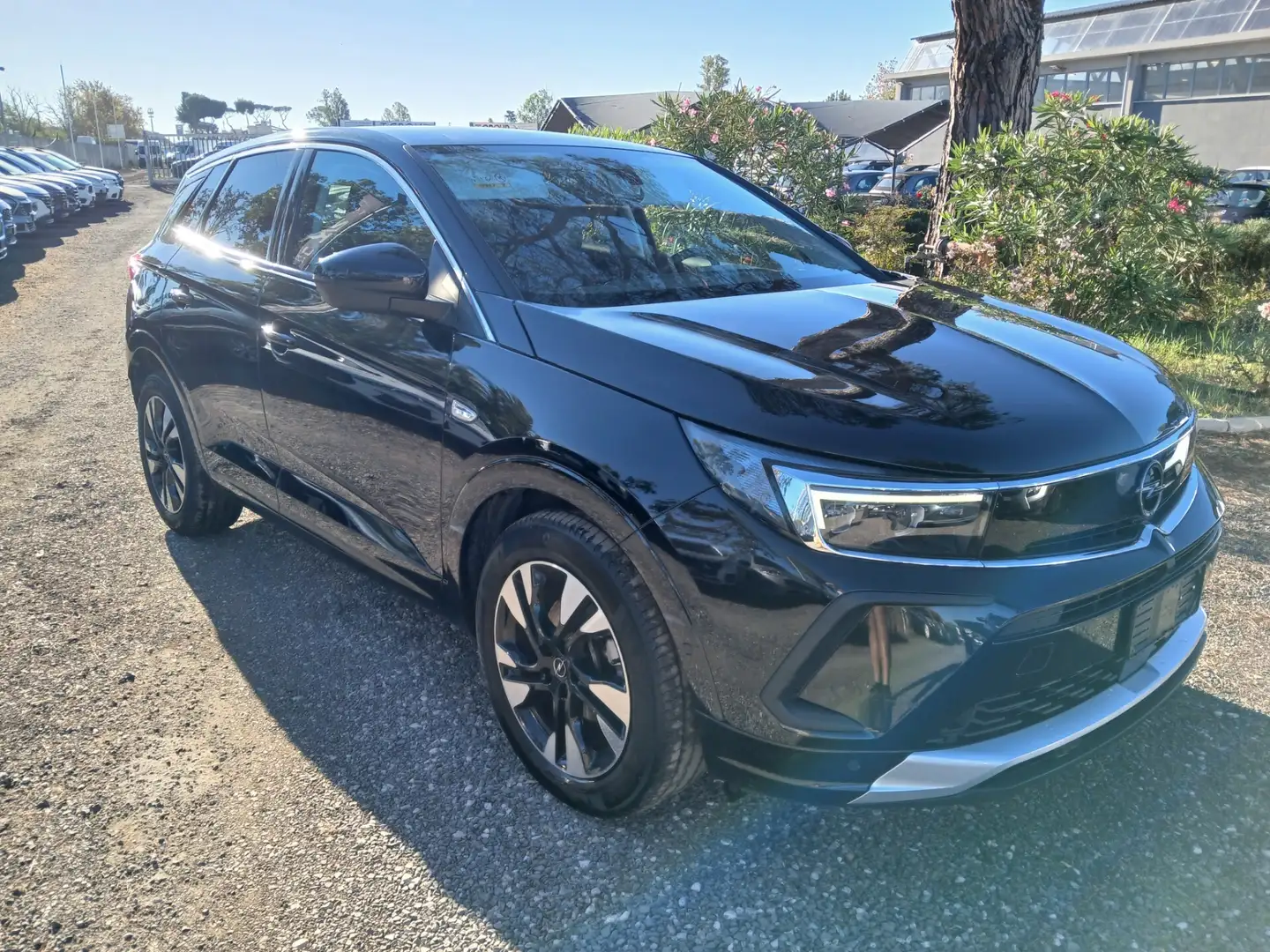 Opel Grandland Grandland 1.2 Turbo 12V 130 CV Business Elegance Noir - 2