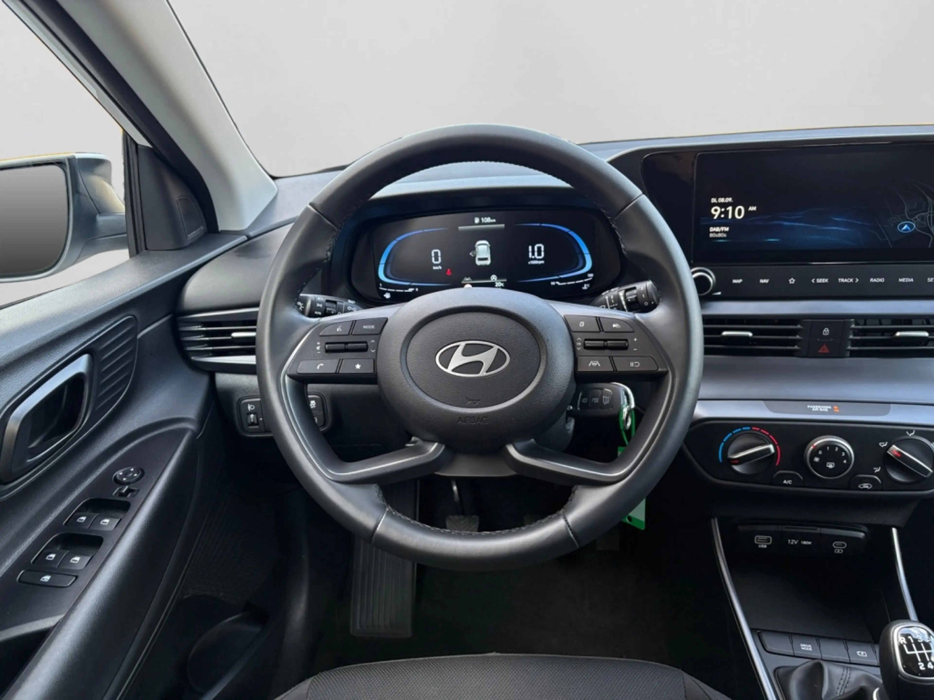 Hyundai BAYON 1.0 T-GDI MT 2WD Select TEMP|KAM|Facelift — photo 13