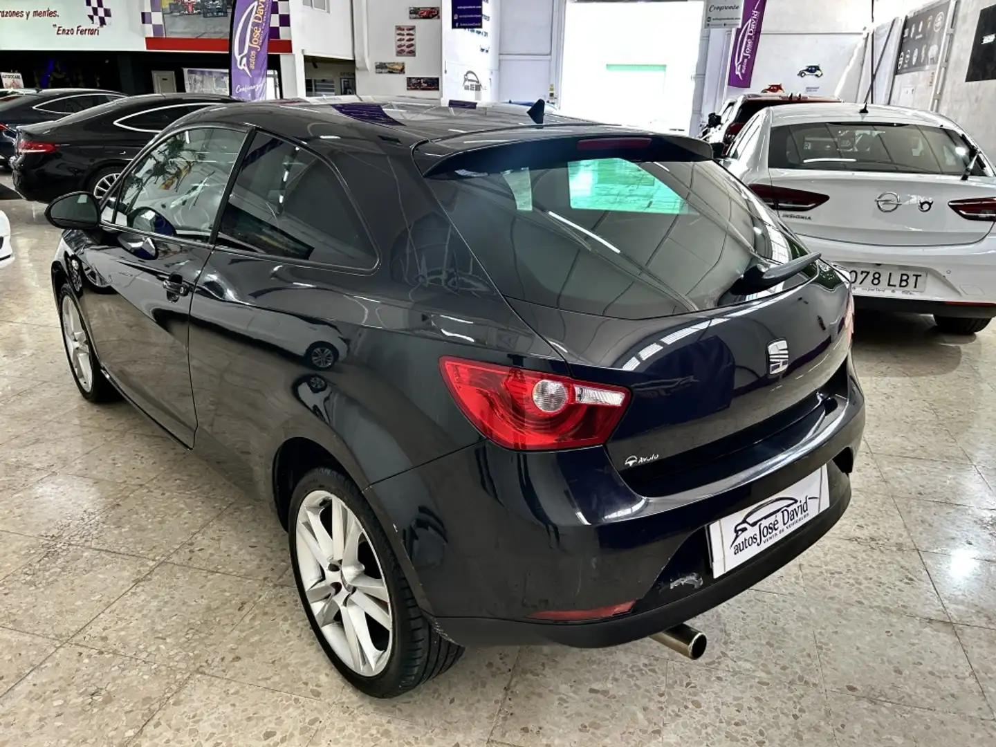 SEAT Ibiza 1.6TDI CR Sport DPF 105 Negro - 2