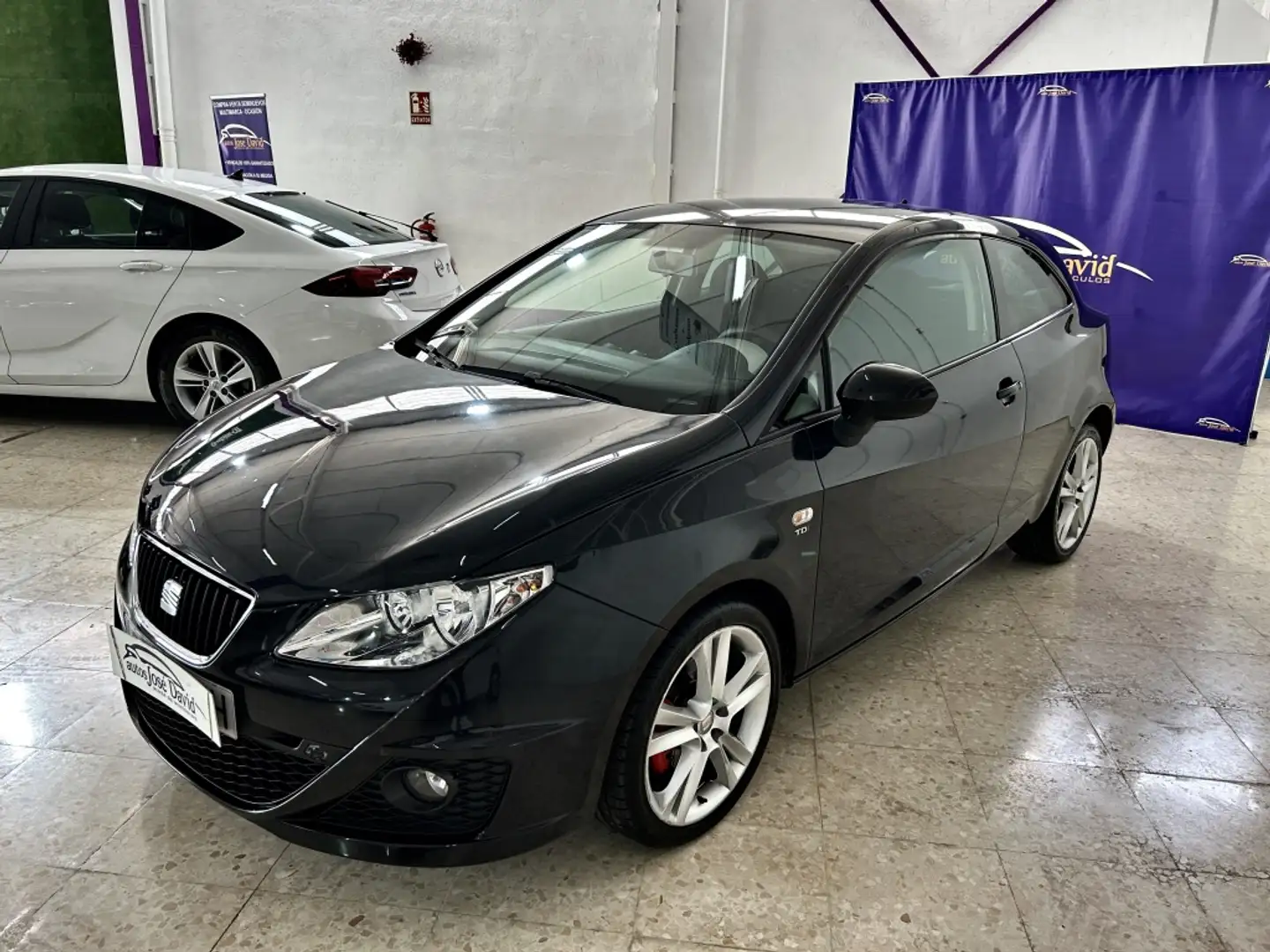 SEAT Ibiza 1.6TDI CR Sport DPF 105 Negro - 1