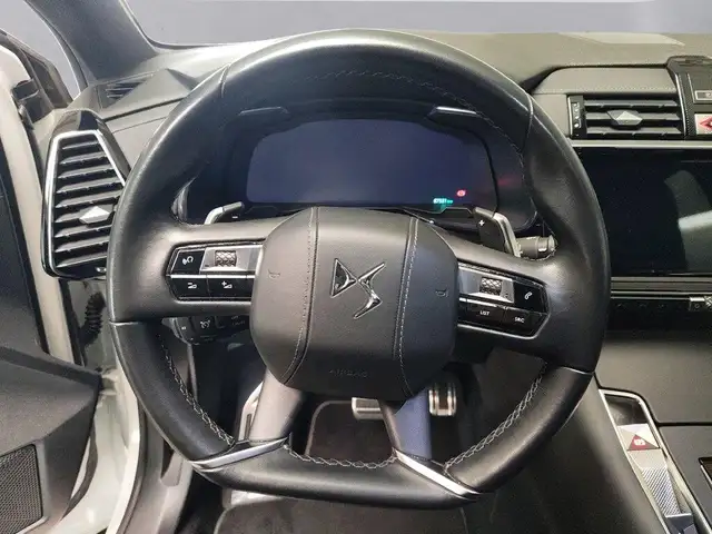 DS Automobiles DS 7 Crossback view 12