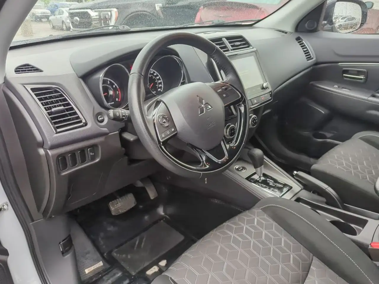 Mitsubishi RVR снимка Mitsubishi RVR