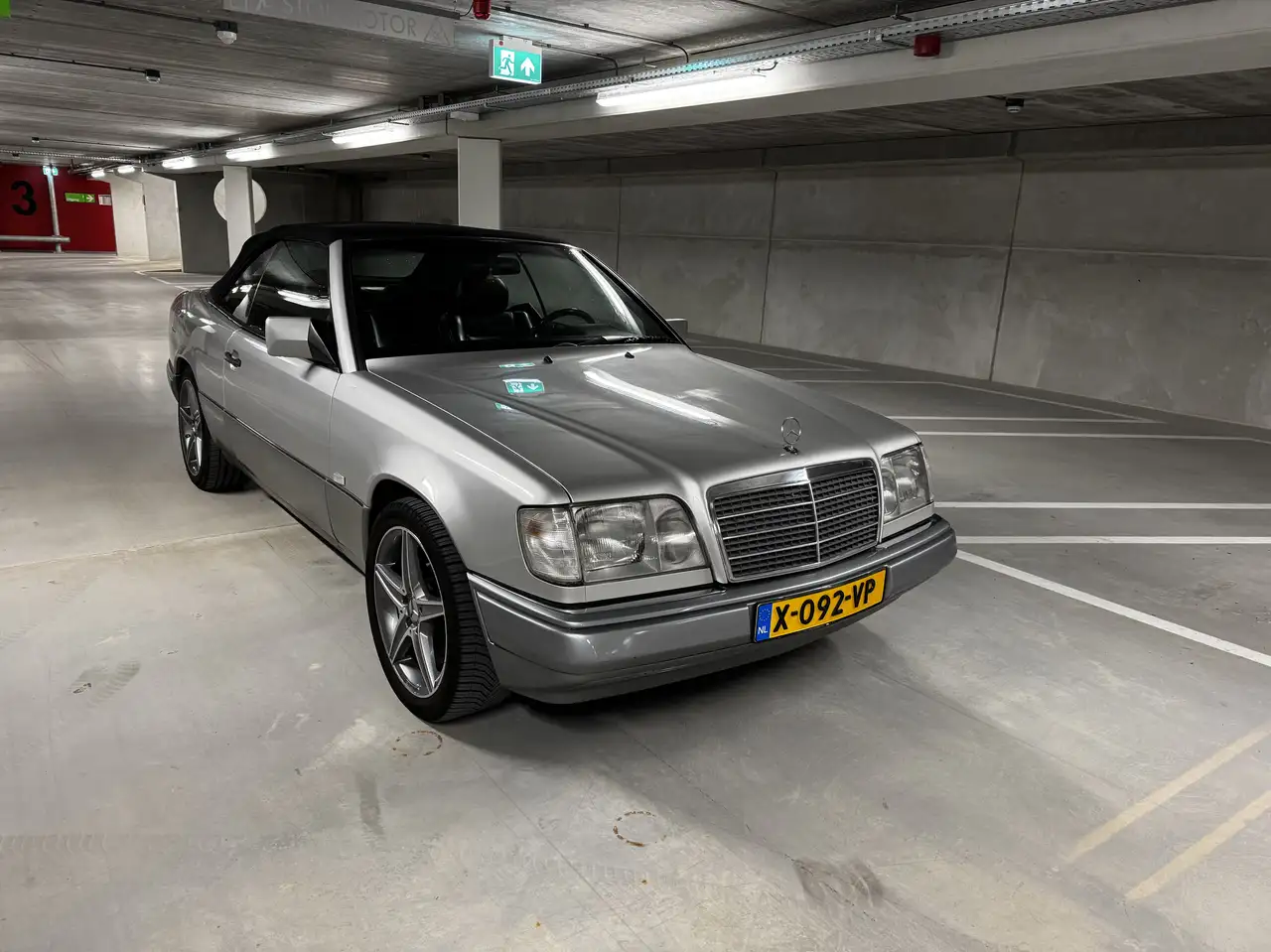 Mercedes-Benz E 200, foto 8