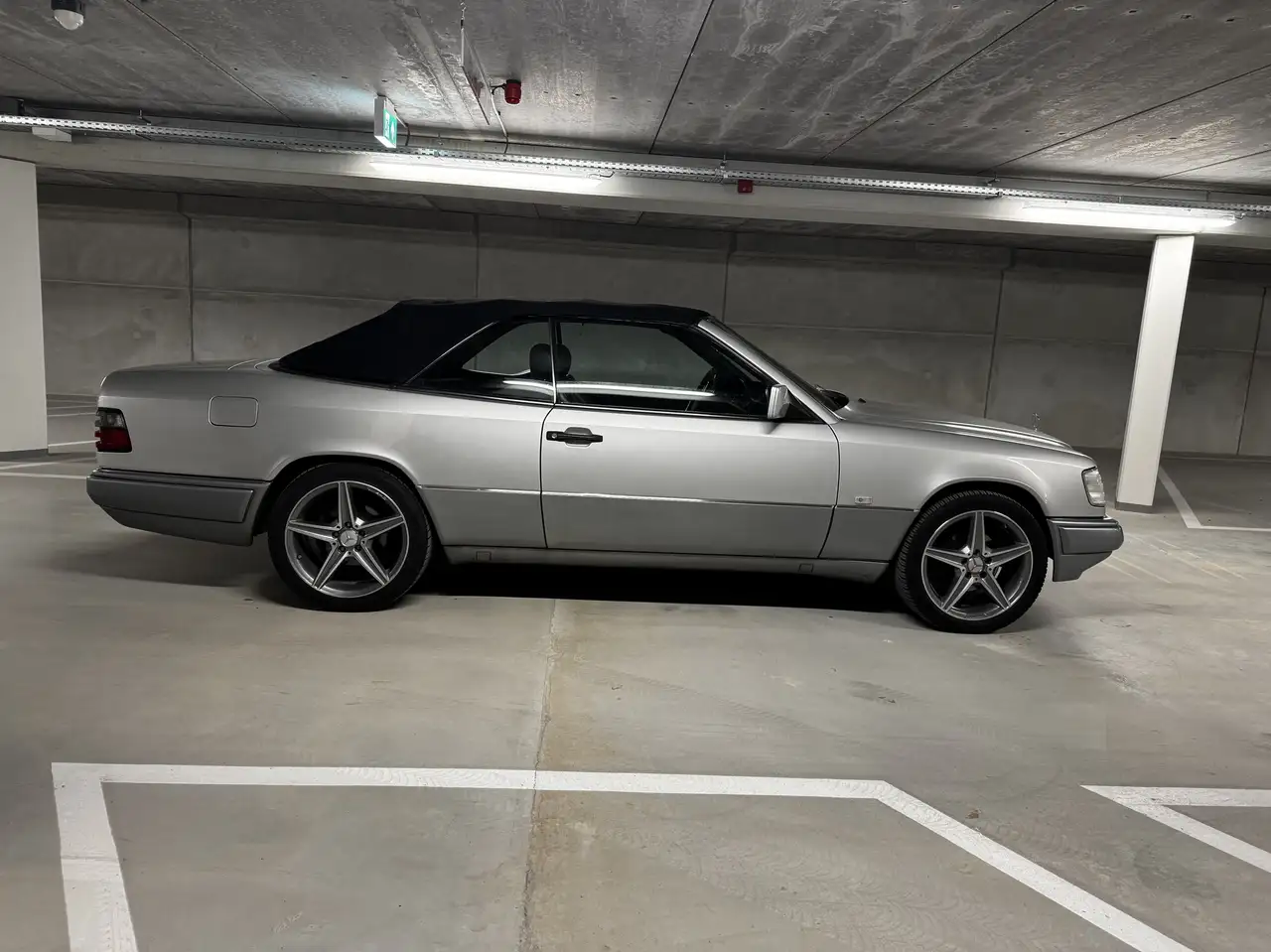 Mercedes-Benz E 200, foto 7
