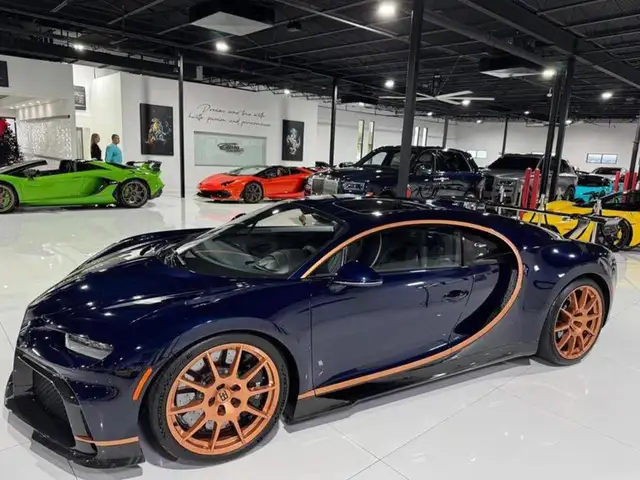 Bugatti Chiron CHIRON PUR SPORT 8.0 W16 1500HP 1 OF 60
