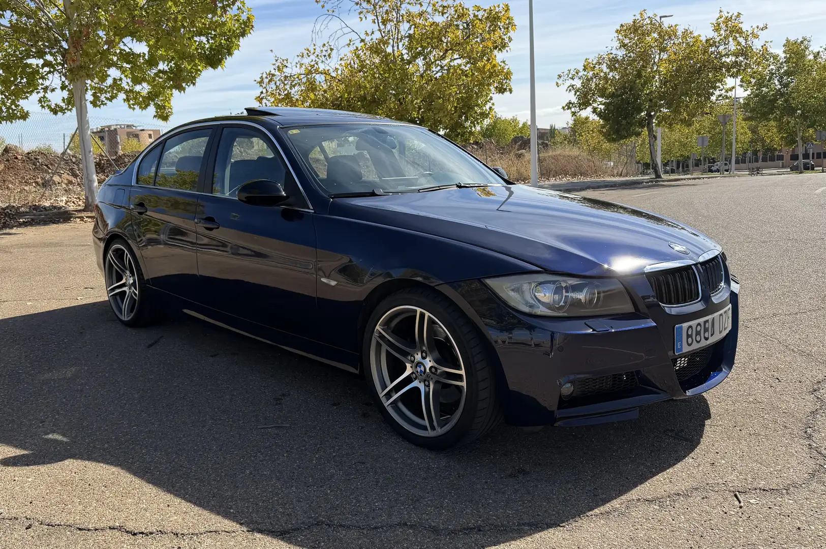 BMW 330 330i - 2
