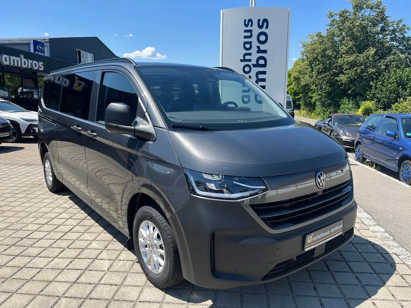 Volkswagen T7 Caravelle 2.0TDI DSG LR*8Sitze*ACC*RFK*LED Grau - 2