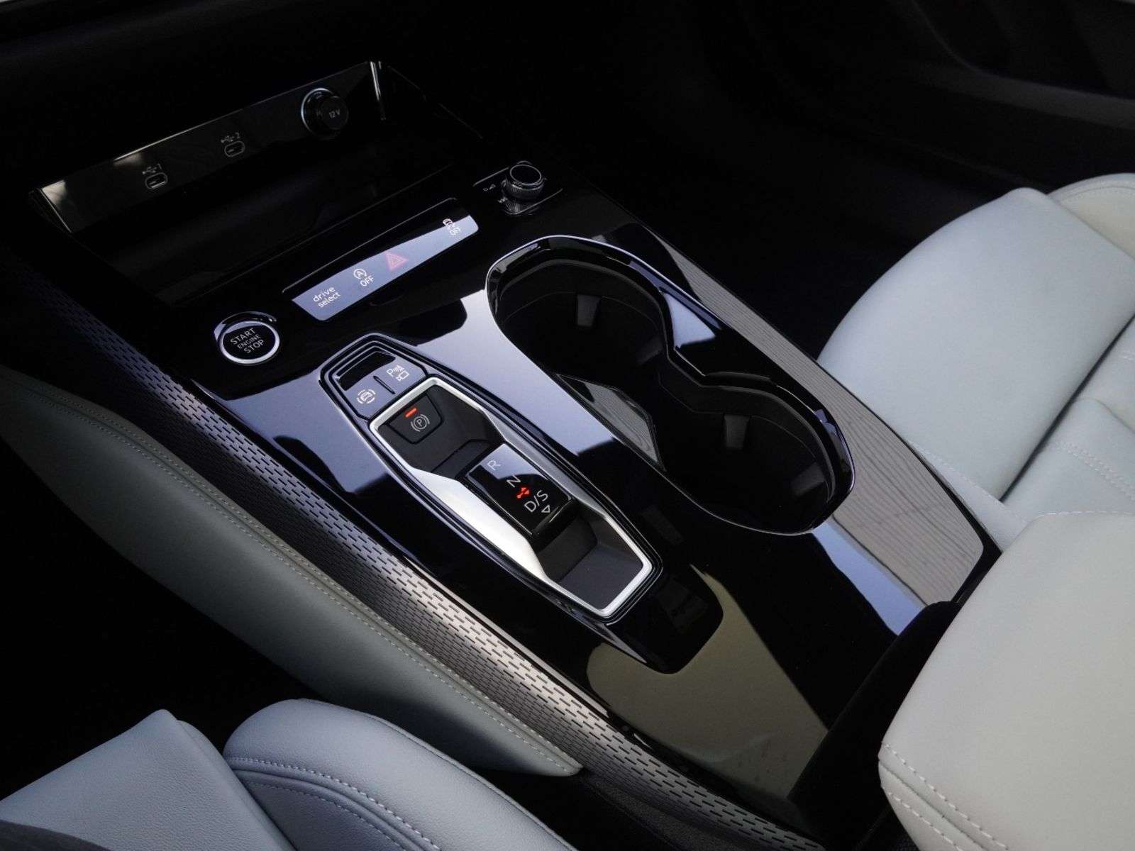 2026 Audi A5 Technik 2.0 TFSI quattro thumb 15