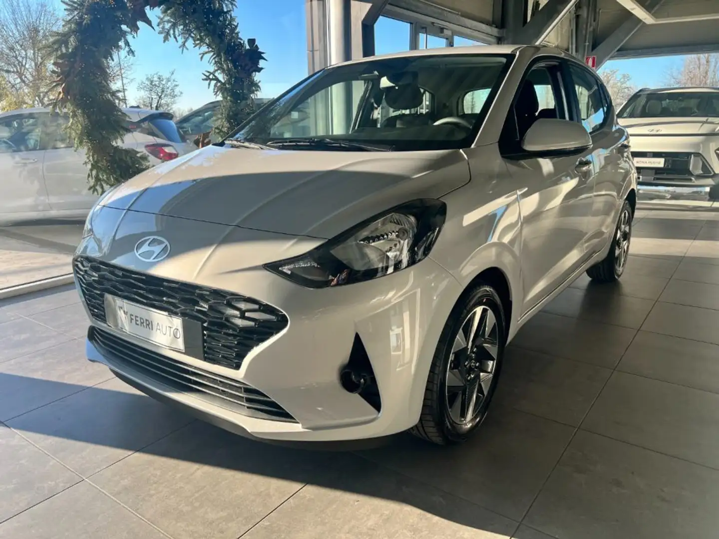 Hyundai i10 1.0 MPI Connectline Gris - 2