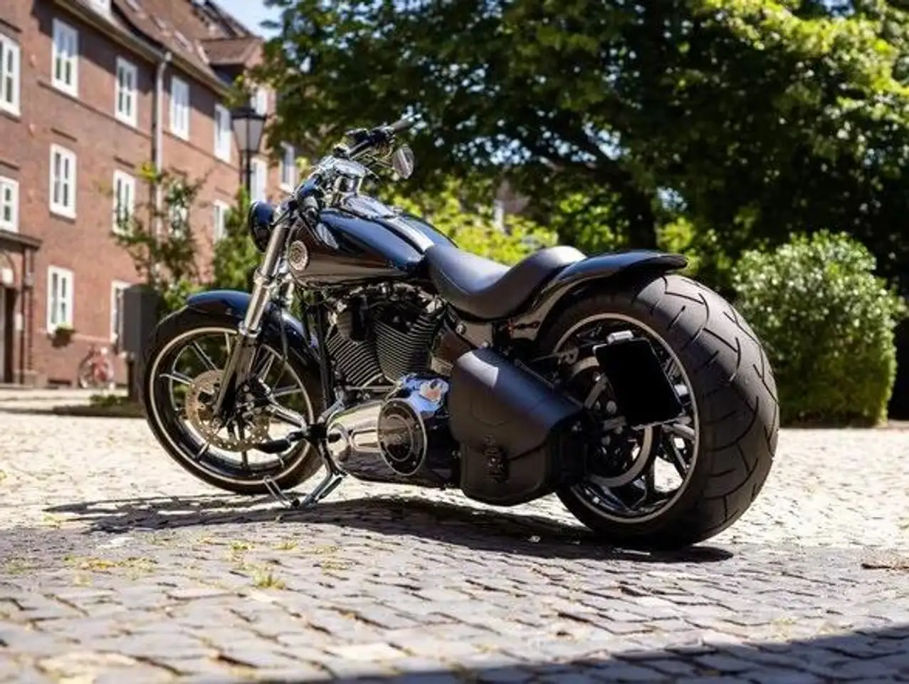 Harley-Davidson Breakout