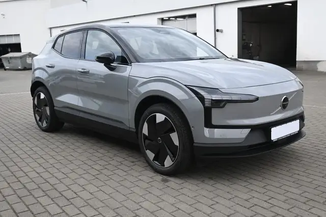 Volvo Ex30 view 7