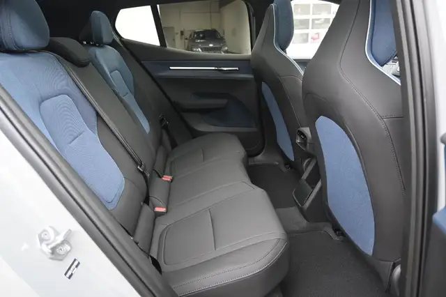 Volvo Ex30 view 15