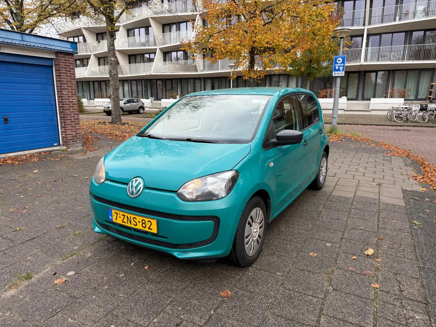 Volkswagen up! 1.0 MPI high up! Airco APK 09-2026 Wit - 1