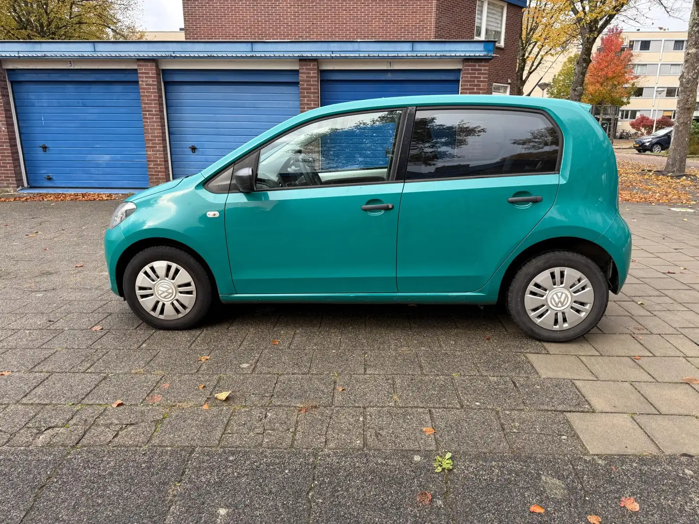 Volkswagen up! 1.0 MPI high up! Airco APK 09-2026 Wit - 2