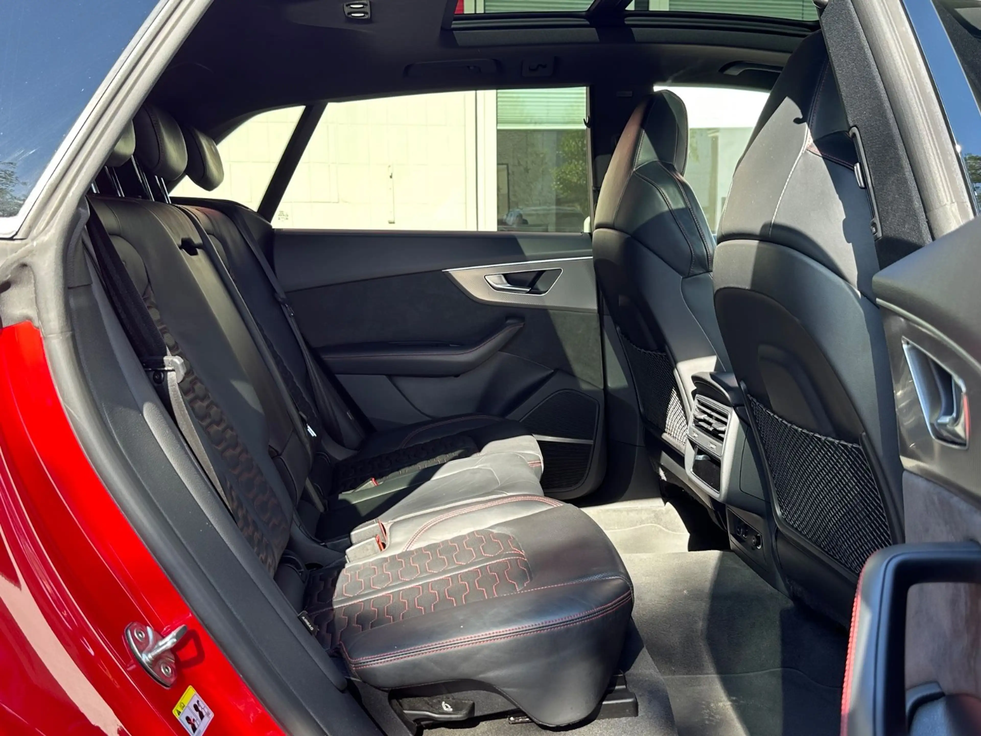 Audi RS Q8 4.0 TFSI quattro Pano/ Sitzkühlung/ AHK/B&O — photo 11