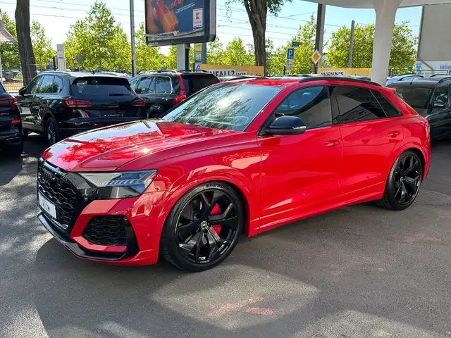 Audi RS Q8 4.0 TFSI quattro Pano/ Sitzkühlung/ AHK/B&O