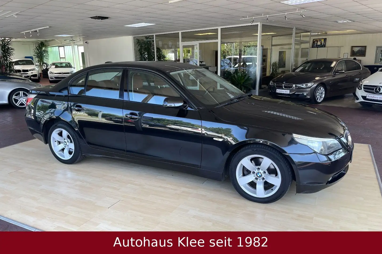 BMW 525 d Limo *Tüv neu*Leder braun*2.Hand* Noir - 2
