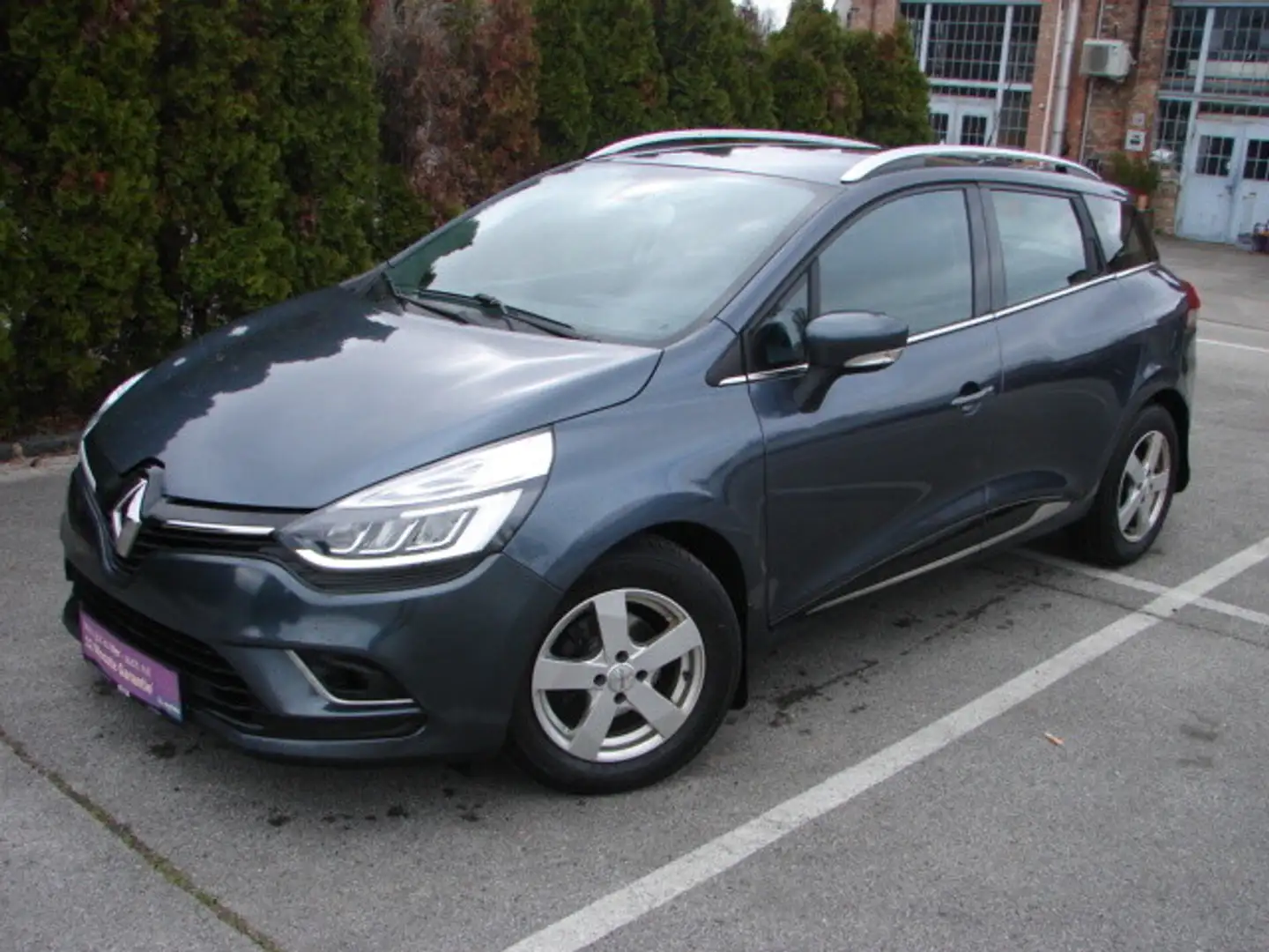 Renault Clio Grandtour Energy dCi 90 Intens Grau - 1