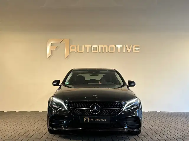 Mercedes-Benz C-Class view 9