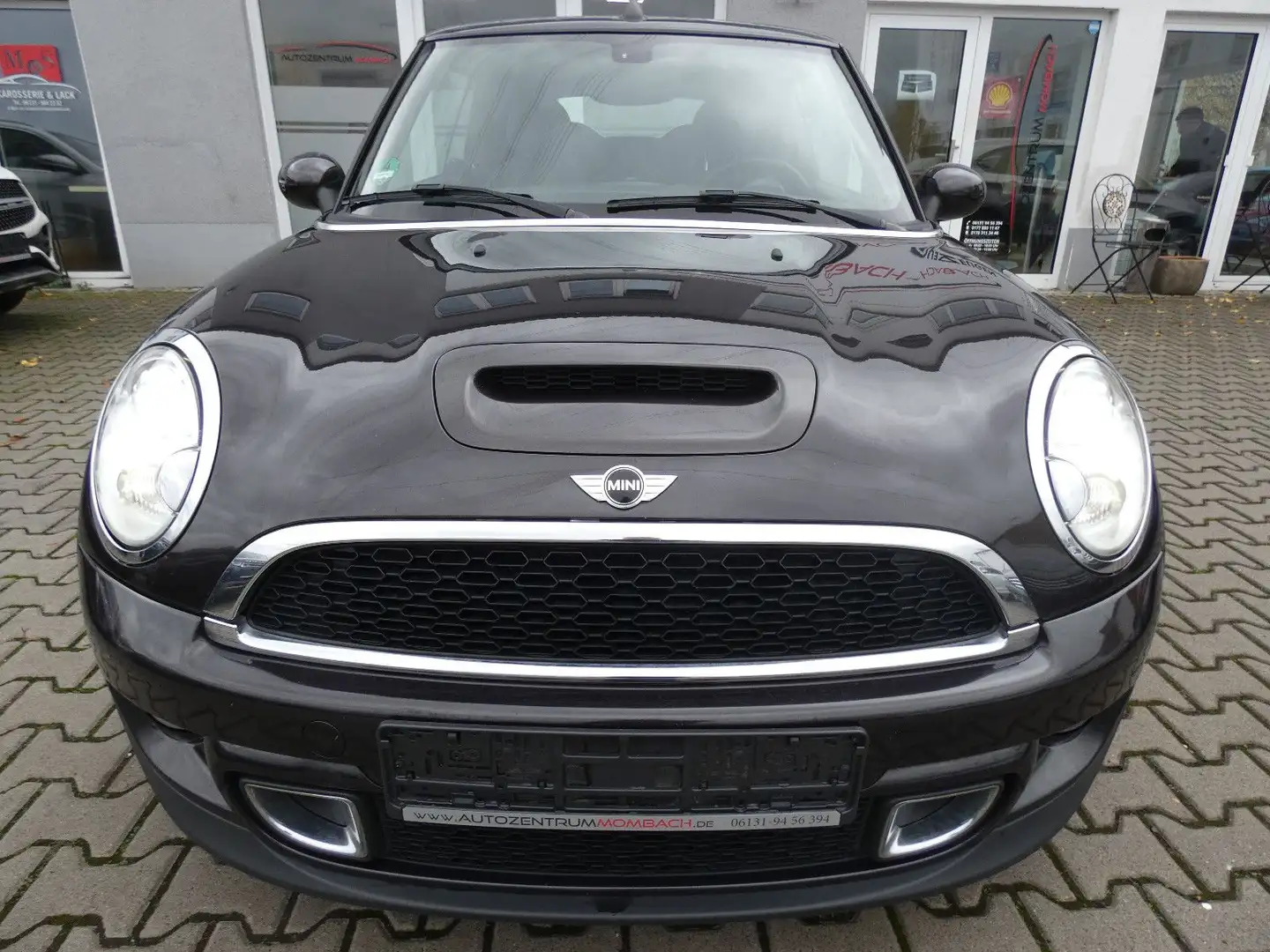 MINI Cooper SD Cabrio Cooper SD Highgate - 2
