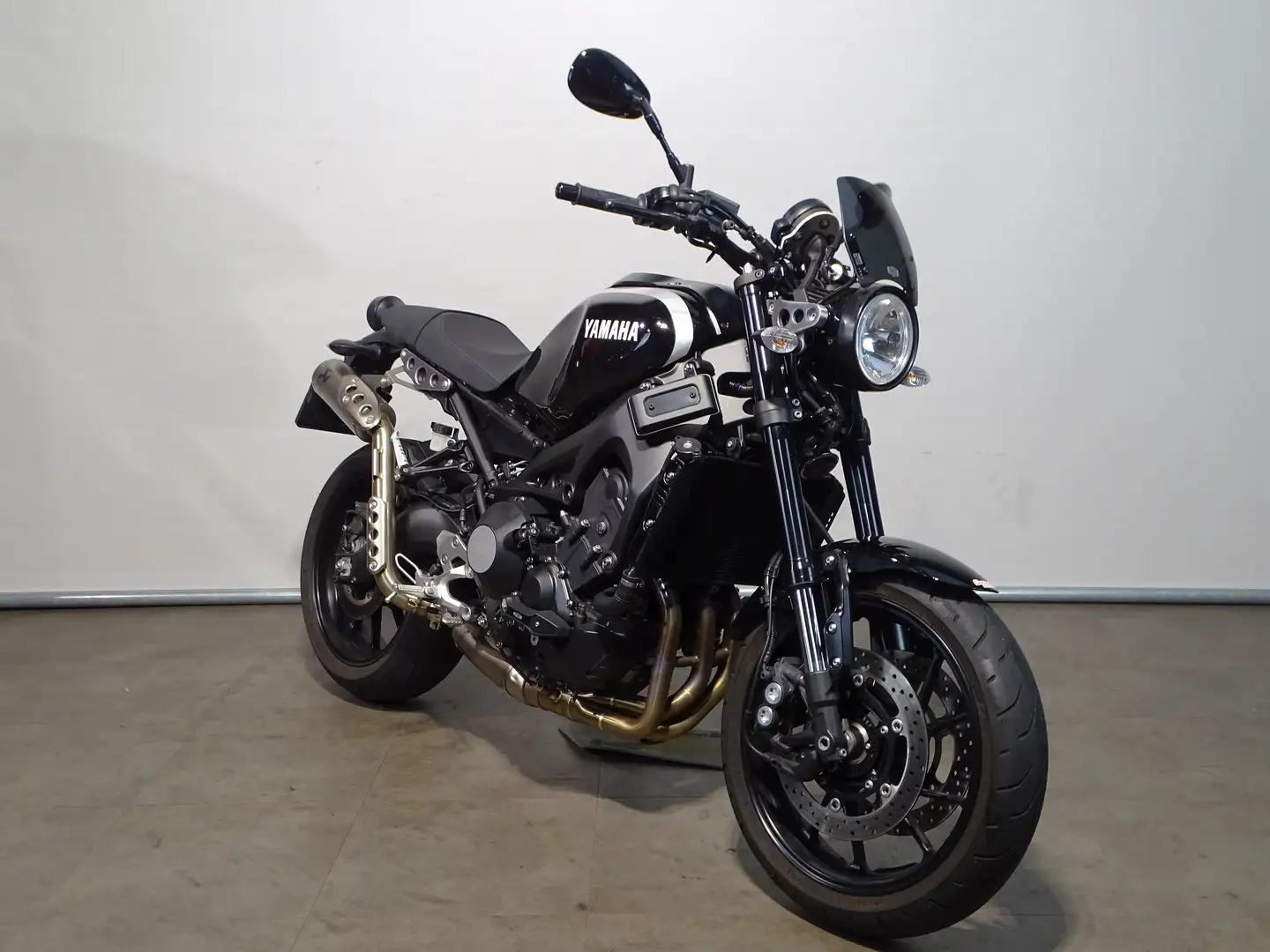 Yamaha XSR 900 Zwart - 2