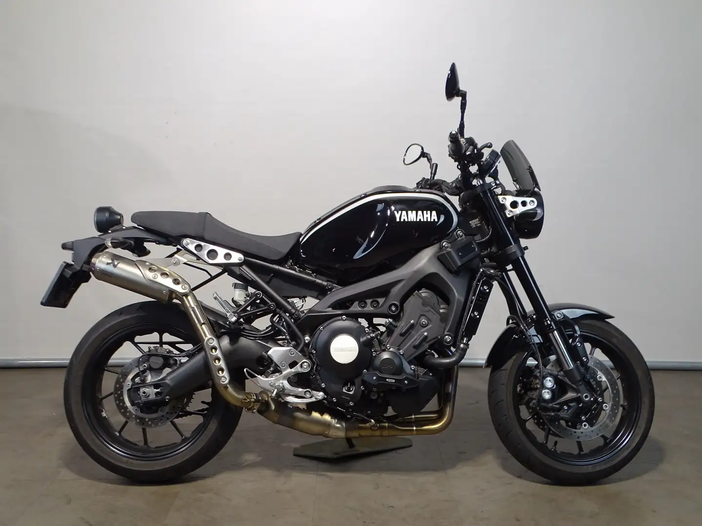 Yamaha XSR 900 Zwart - 1
