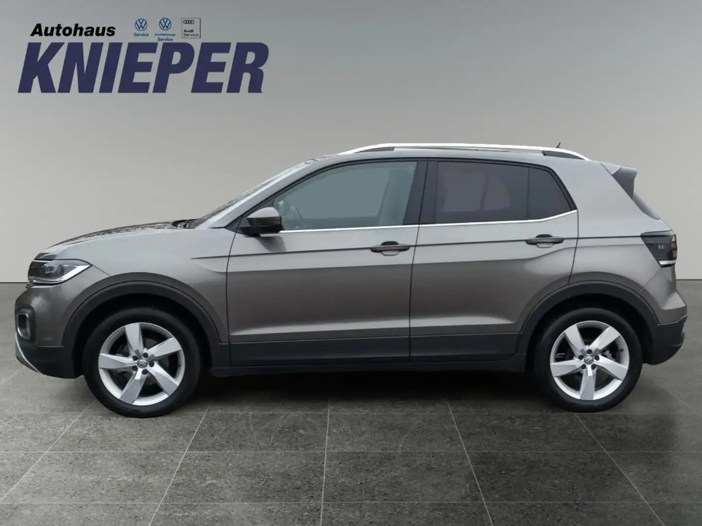 Volkswagen T-Cross Style Grijs - 2