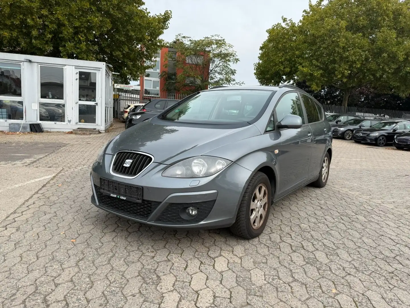 SEAT Altea XL 4You*Automatik*PDC*SHZ*TMP*Tüv Neu*EU 5 Grau - 1