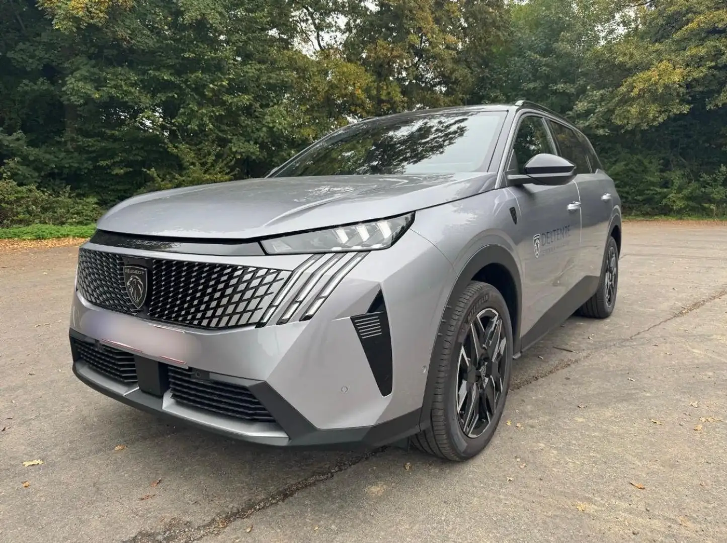 Peugeot 5008 GT HYBRIDE Gris - 1