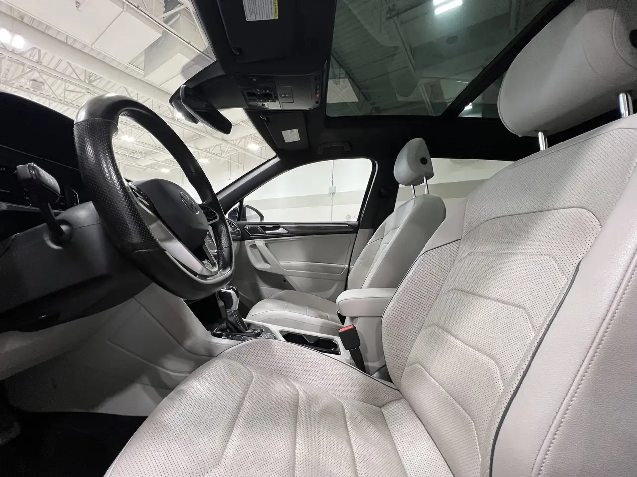 Volkswagen Tiguan снимка Volkswagen Tiguan