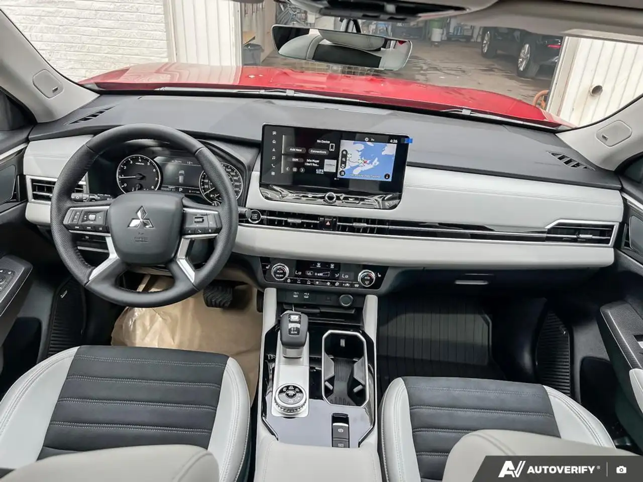 Mitsubishi Outlander снимка Mitsubishi Outlander