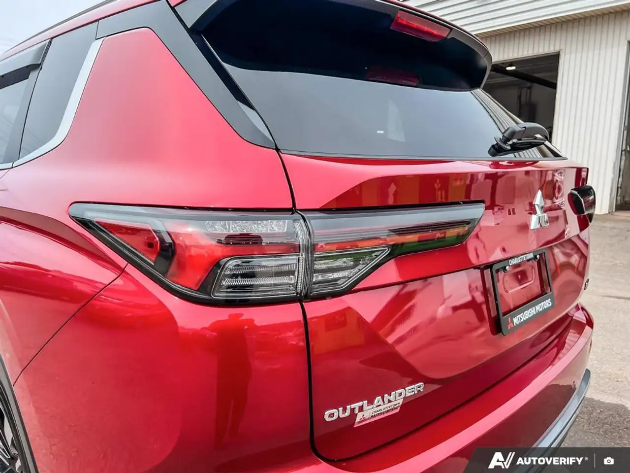 Mitsubishi Outlander снимка Mitsubishi Outlander