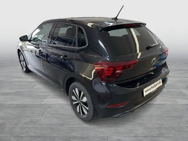 Volkswagen Polo view 3