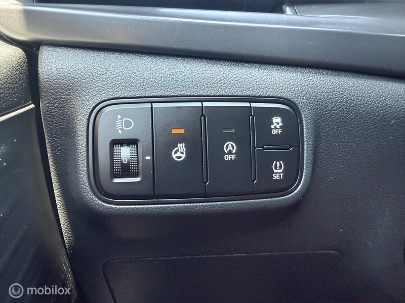 Hyundai i20 Automaat | 2022 | 55DKM | Camera|Stoelverwarming — photo 20