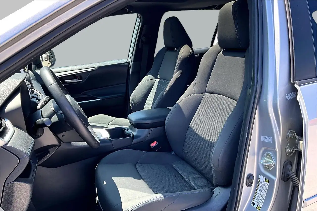Toyota RAV 4 photo Toyota RAV 4