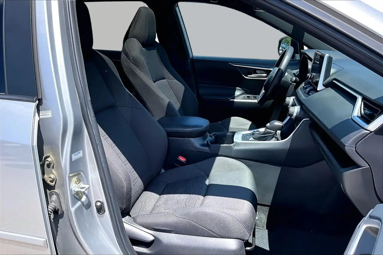 Toyota RAV 4 photo Toyota RAV 4