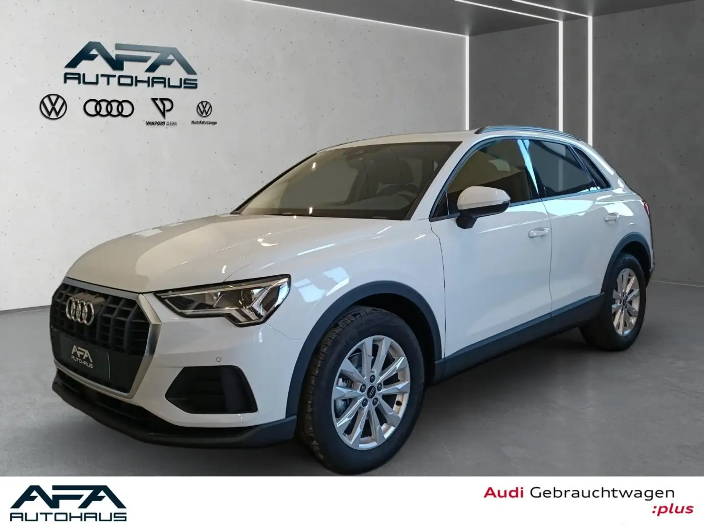 Audi Q3 35 TFSI S tronic AHK*Navi*LED*LM18*SHZ Wit - 1