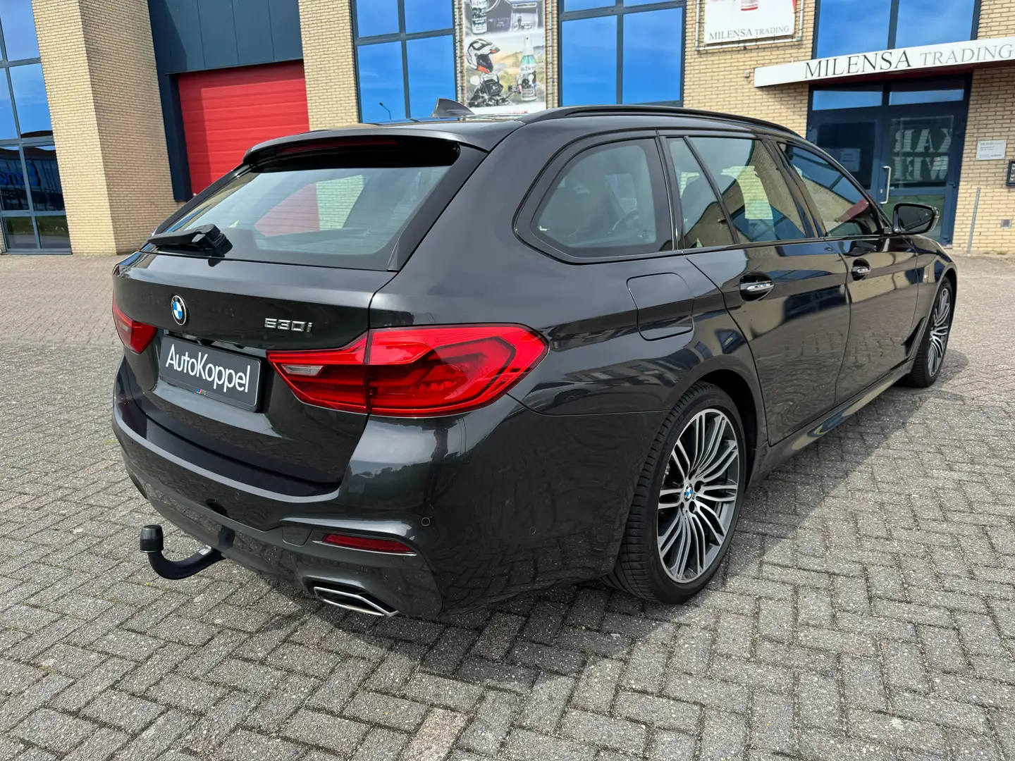 BMW 530 530i High Executive M-Sport Gris - 2