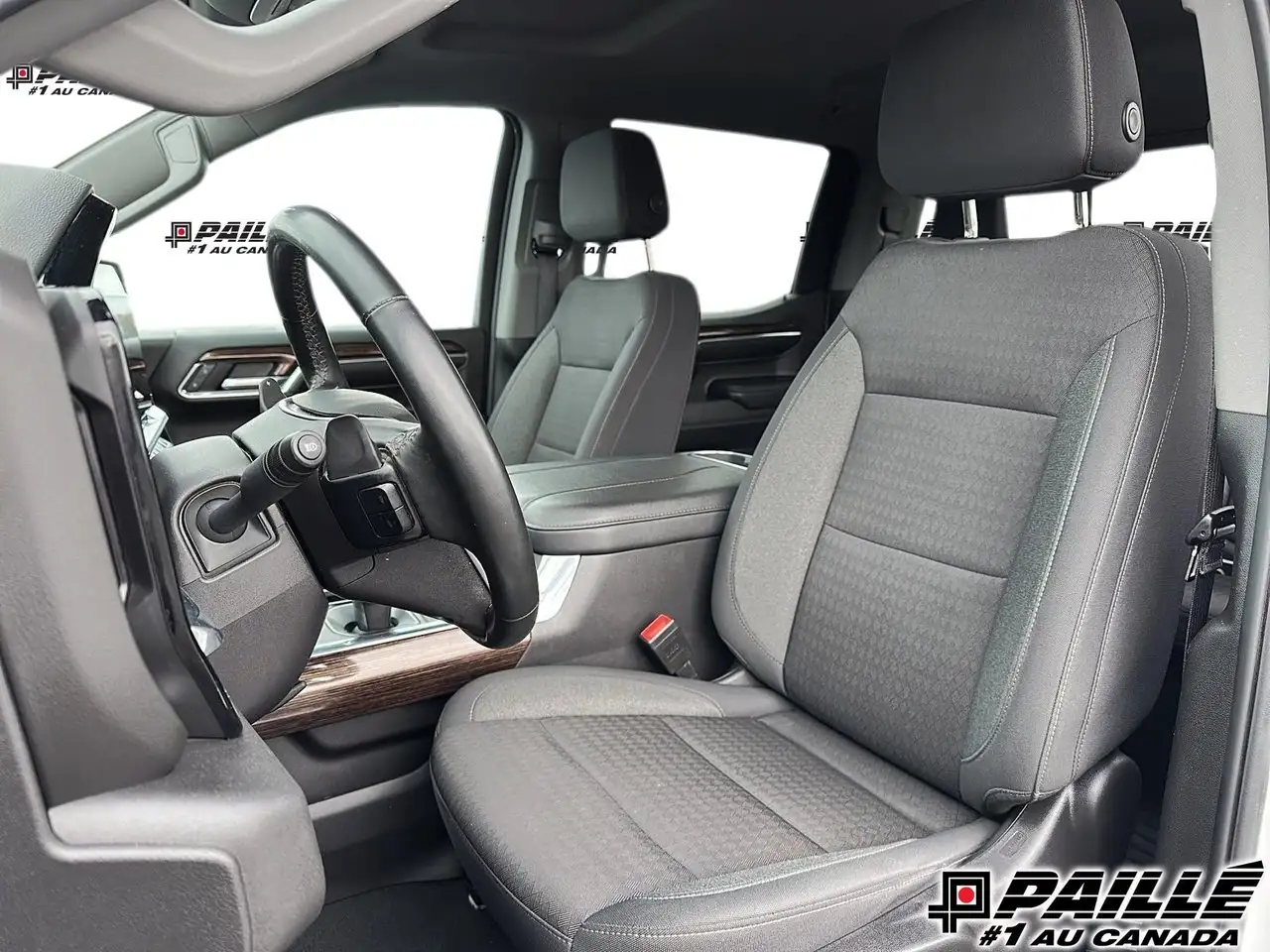 GMC Sierra 1500 photo GMC Sierra 1500