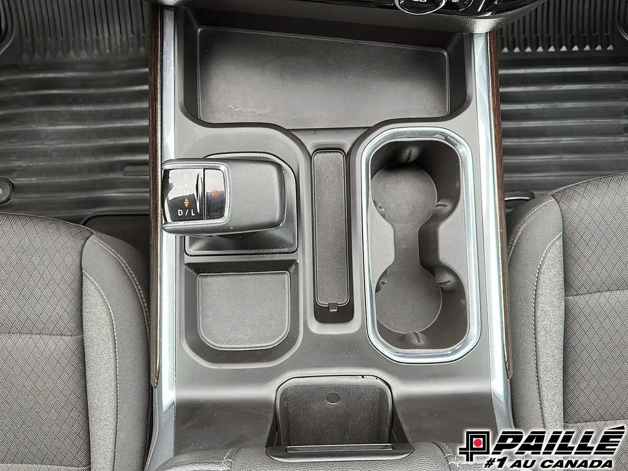 GMC Sierra 1500 photo GMC Sierra 1500