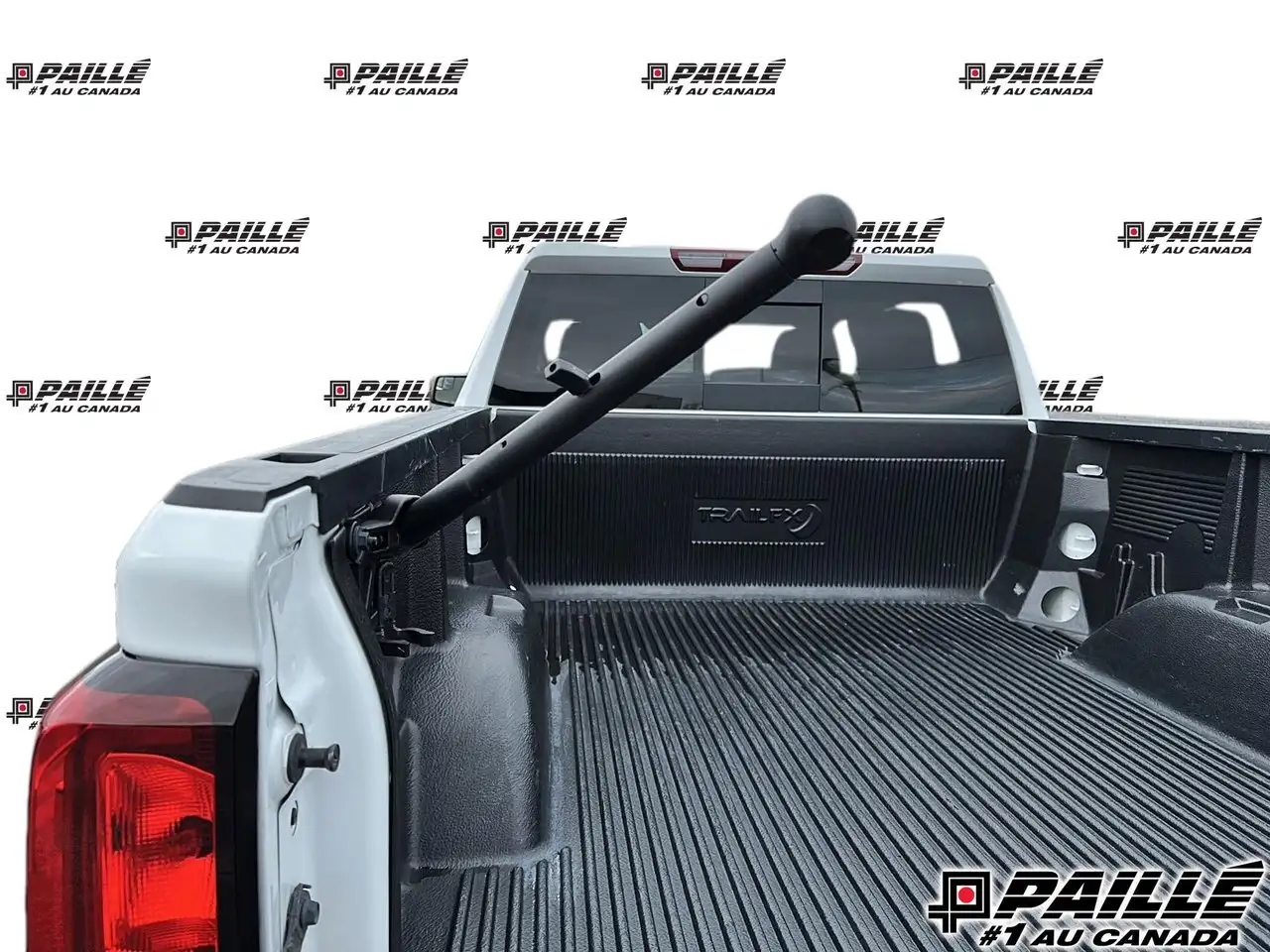 GMC Sierra 1500 photo GMC Sierra 1500