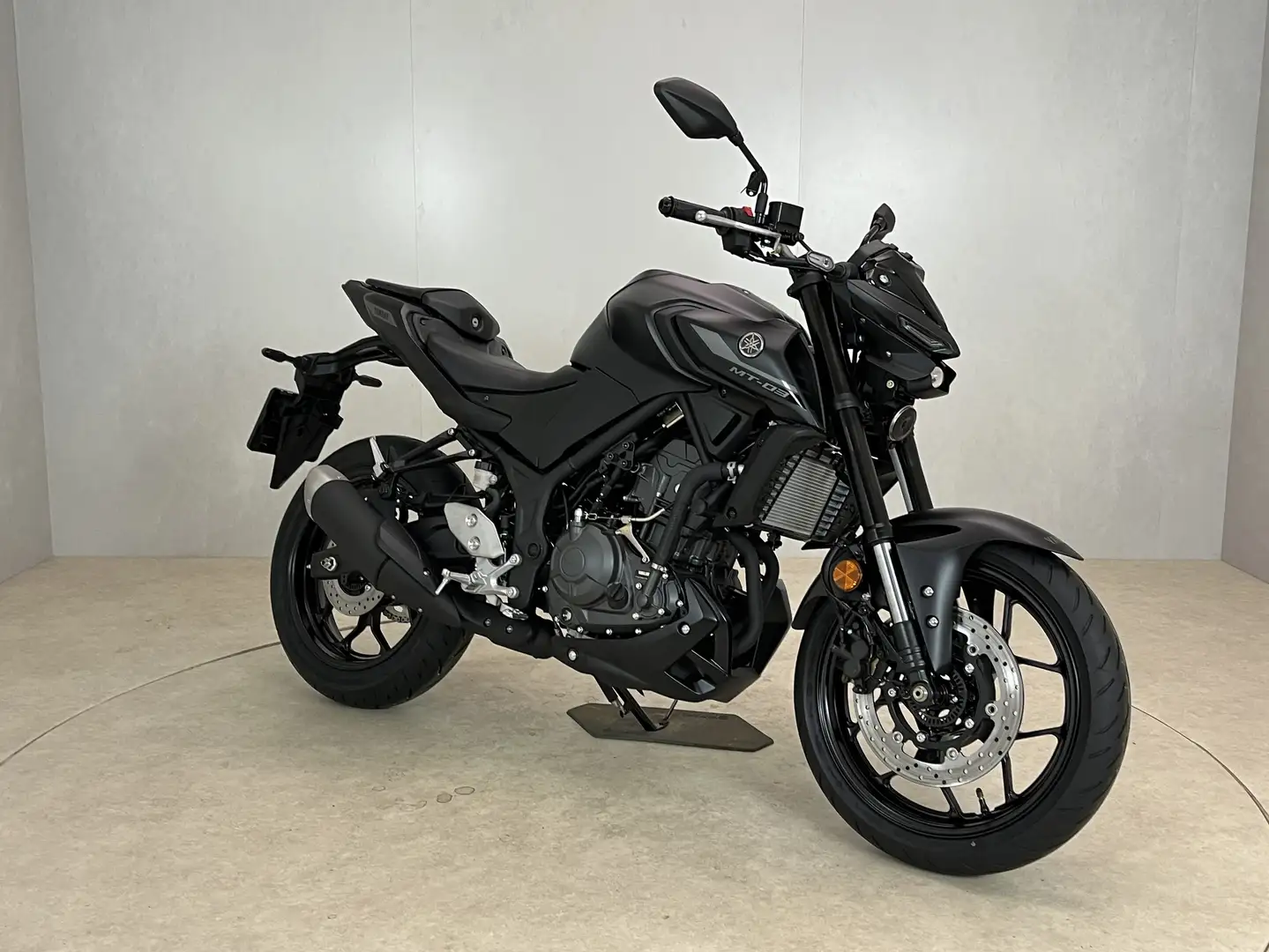 Yamaha MT-03 Negru - 2