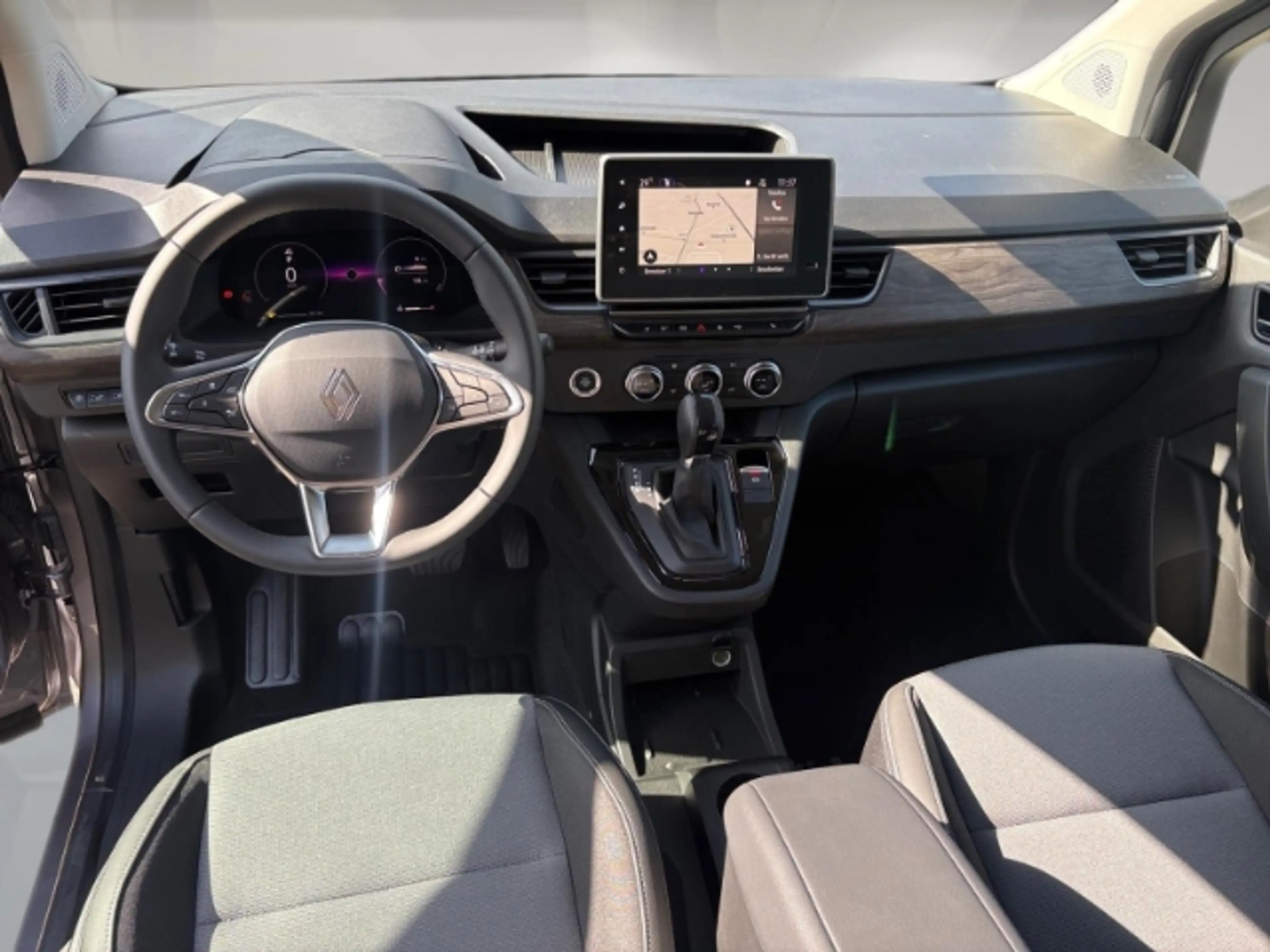 Renault Kangoo III Grand Techno TCe 130 EDC — photo 12
