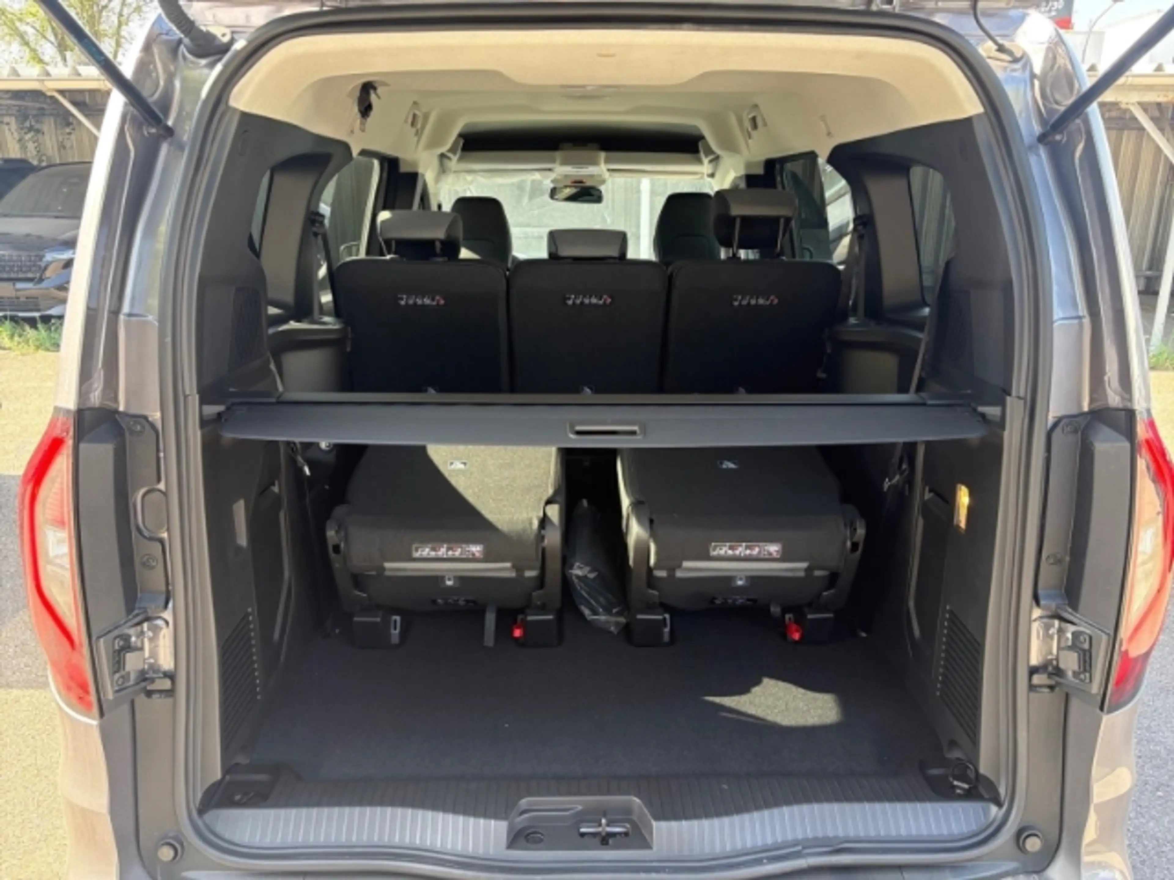 Renault Kangoo III Grand Techno TCe 130 EDC — photo 13